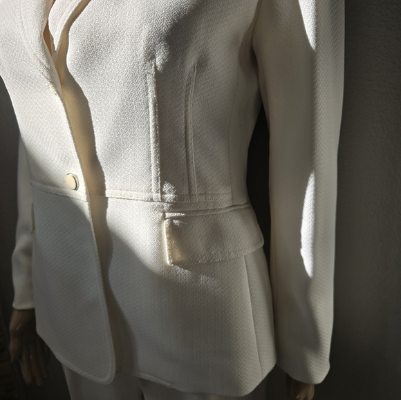 Kasper power suit - Picture 10 of 16